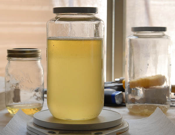 mastic syrup and linseed oil 9565.jpg